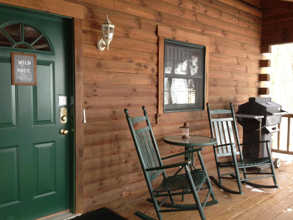 Wild Rose Cabin By Amish Country Lodging Милърсбърг Екстериор снимка